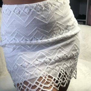 Lace forever21 white skirt